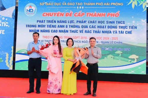Dạy học tiếng Anh lớp 8 thông qua hoạt động thực tiễn