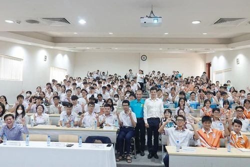 'Trí tuệ nhân tạo không thay thế bạn, người sử dụng chúng sẽ thay thế bạn'