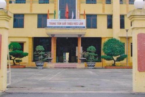 Khởi tố Giám đốc Trung tâm dịch vụ việc làm tỉnh Hưng Yên cùng thuộc cấp