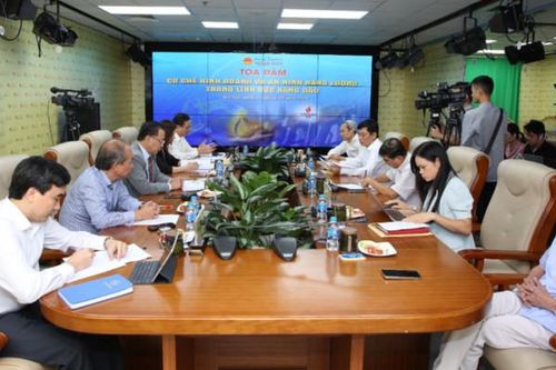 Báo Đại biểu Nhân dân tổ chức tọa đàm về an ninh năng lượng trong lĩnh vực xăng dầu
