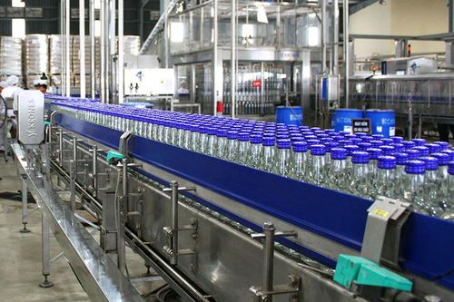 Chủ thương hiệu Vodka Hà Nội tiếp tục lỗ năm thứ 8, vốn chủ bị bào mòn quá nửa