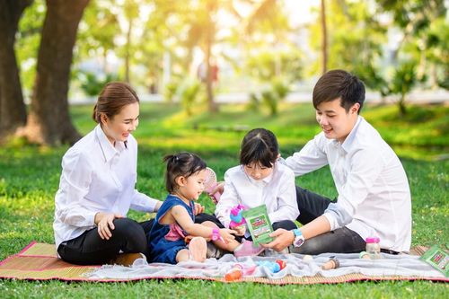 Bảo vệ bé với tã quần xua muỗi và khăn lau xua muỗi Bobby Antimos