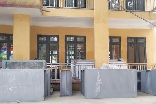 Nội thất Govi chung tay hỗ trợ trường Minh Chuẩn khắc phục hậu quả bão lũ