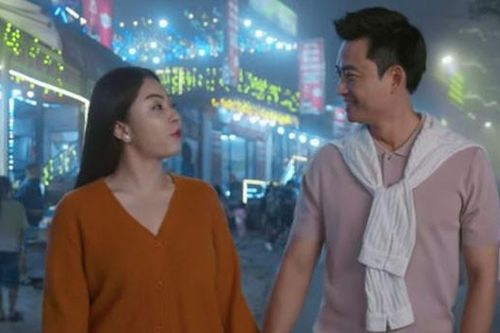 Diễn viên Tiến Lộc tay trong tay với Khánh Thy kể chuyện tình tan vỡ