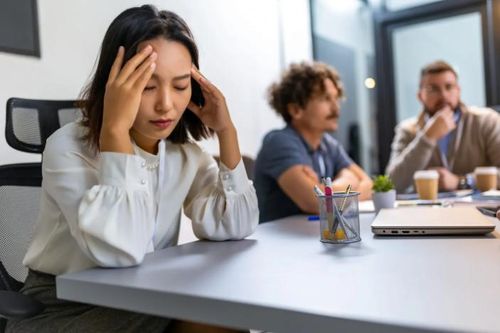 Nhân viên thất tình được nghỉ phép để 'chữa lành'
