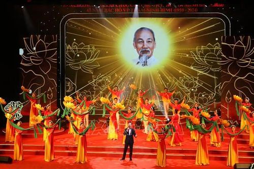 Chỗ dựa tinh thần vững chắc để Đảng bộ, quân và dân Ninh Bình đoàn kết phát triển
