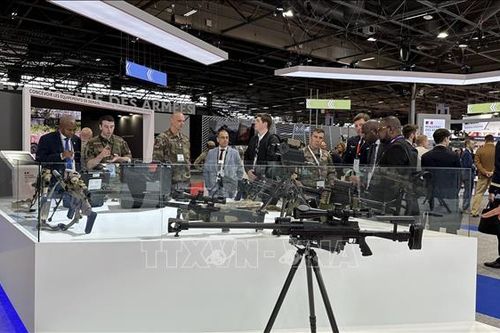 Pháp cấm công ty Israel tham gia triển lãm quân sự