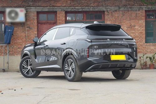 SUV dài hơn 4,8 mét, công suất 593 mã lực, tiết kiệm xăng hơn Honda Vision, giá gần 640 triệu đồng