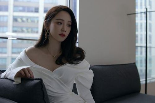 Sao nữ bị bạo lực chỉ vì chuyện sinh con