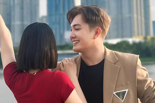 Cặp diễn viên Việt vướng nghi vấn về chung một nhà sau 10 năm làm bạn thân