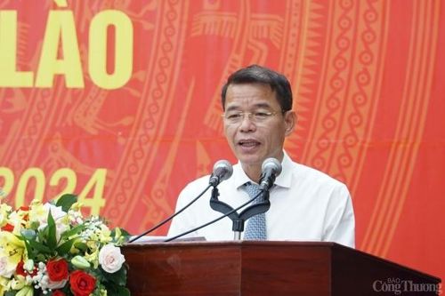 Đẩy mạnh đối ngoại nhân dân giữa các địa bàn biên giới Việt Nam - Lào