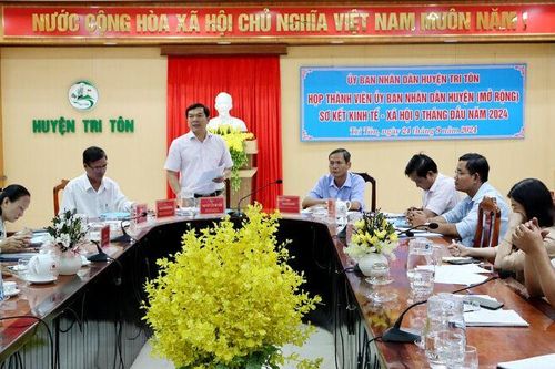 Tri Tôn tập trung phát triển kinh tế - xã hội