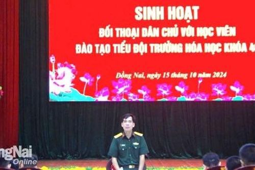 Quan tâm tạo môi trường dân chủ cho đào tạo và huấn luyện có chất lượng