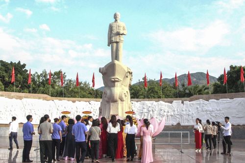 KỶ NIỆM 78 NĂM NGÀY BÁC HỒ ĐẾN VỊNH CAM RANH (18-10-1946 - 18-10-2024): Sự kiện quan trọng trong lịch sử hào hùng của dân tộc
