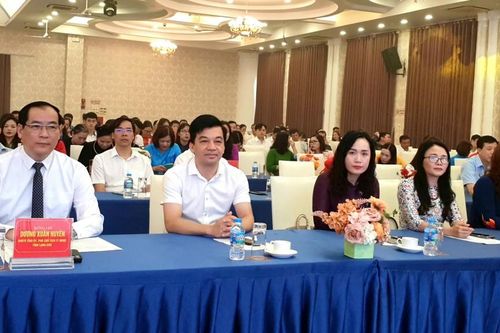 Gặp mặt, nói chuyện chuyên đề về bình đẳng giới với chủ đề 'Người phụ nữ hiện đại'