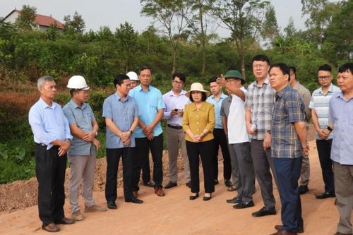 Lãnh đạo tỉnh kiểm tra tình hình thực hiện dự án nâng cấp đoạn km 18 đến km 80 quốc lộ 4B