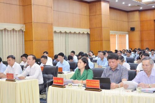 Tập trung lãnh đạo hoàn thành tốt các nhiệm vụ trọng tâm