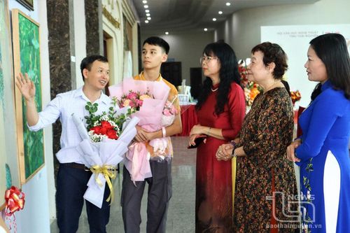 Triển lãm Mỹ thuật tỉnh Thái Nguyên 2024: Vẻ đẹp muôn màu