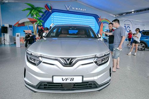 Chiến lược mới của Tập đoàn Vingroup (VIC) trong phát triển hệ sinh thái xe điện