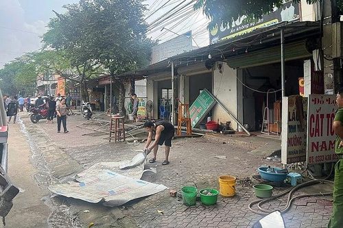Thị xã Phú Thọ: Ra quân lập lại trật tự đô thị, giải tỏa chống lấn chiếm hành lang