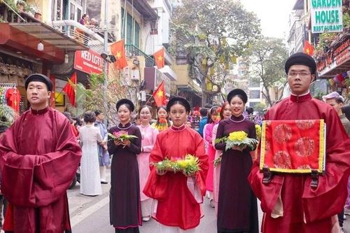 Bài 1: Hồi sinh, hòa nhịp sống đương đại