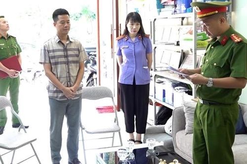 Làm giả chữ ký để đánh giá hồ sơ dự thầu