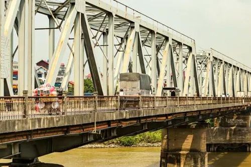 Kiểm soát tải trọng phương tiện qua cầu Đuống