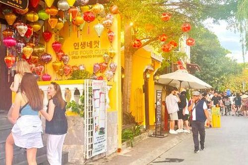 Hội An xây dựng tuyến phố văn minh trong khu phố cổ