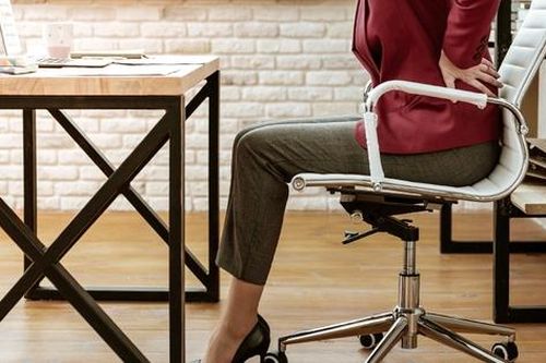 Thoát vị đĩa đệm do những thói quen bạn ít ngờ đến