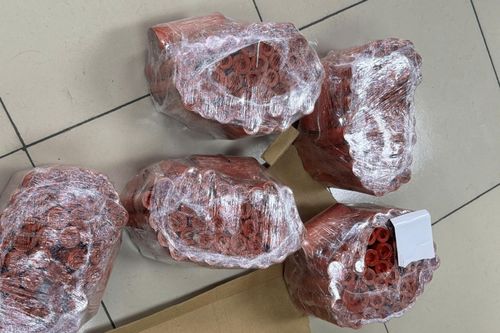 Phát hiện học sinh sản xuất pháo trong phòng ngủ