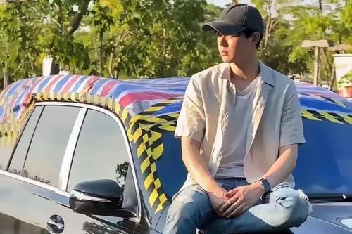Trào lưu 'tẩy chay' xe Maybach bằng phông bạt ở Trung Quốc
