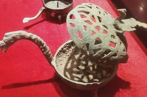 'Tạo hương' Đông Sơn (kỳ 5): Hương trầm Đông Sơn và ngạo nghễ chim công