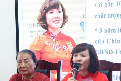 Gặp gỡ các phụ nữ Hà Nội 'điển hình': 'Phụ nữ hiện đại cũng cần biết thích ứng!'
