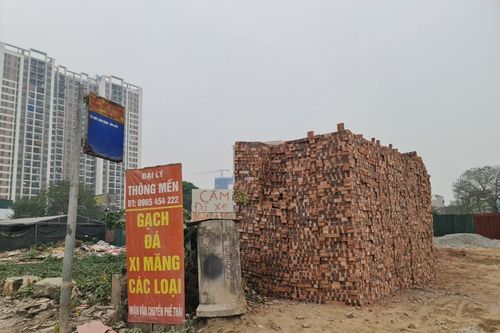 Hà Nội: Cần xử lý nghiêm bãi tập kết vật liệu xây dựng tự phát tại phường Định Công