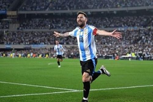 Tin thể thao (17-10): Messi san bằng kỷ lục với đại kình địch Cristiano Ronaldo