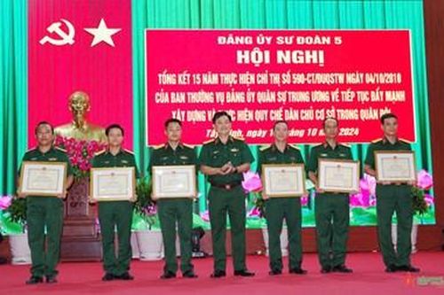 Sư đoàn 5 (Quân khu 7) thực hiện hiệu quả quy chế dân chủ cơ sở