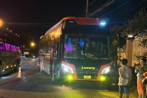 Gặp nạn khi băng qua đường