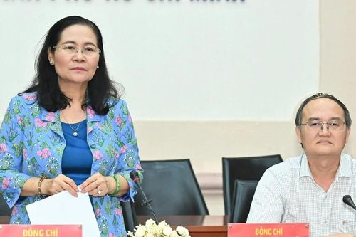 Tổ chức quán triệt, triển khai thật kỹ Chỉ thị 35 của Bộ Chính trị về đại hội Đảng bộ các cấp