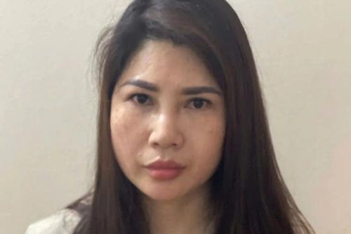 Hà Nội: Bắt 'nữ quái' phẫu thuật thẩm mỹ để trốn truy nã