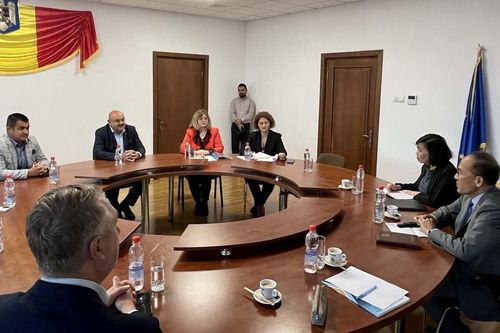 Thúc đẩy hợp tác trong nhiều lĩnh vực tại thành phố Pitesti, Romania