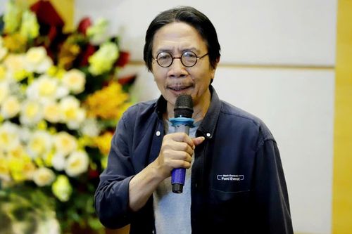 Hà Nội quê mùa và phồn hoa dưới góc nhìn của nhà văn Nguyễn Ngọc Tiến