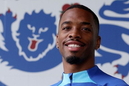 Joe Cole chỉ trích Man Utd không chiêu mộ Ivan Toney