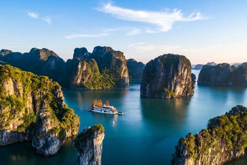 Quảng Ninh cần làm gì để phát huy giá trị di sản độc đáo Vịnh Hạ Long?