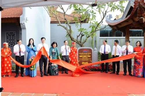 Gắn biển công trình tu bổ, tôn tạo di tích kiến trúc nghệ thuật Đình Quán Tình