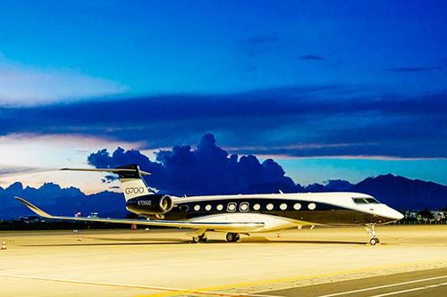 5 siêu chuyên cơ Gulfstream 'đổ bộ' Đà Nẵng