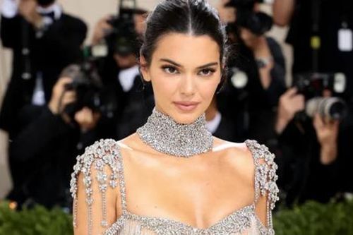 Kendall Jenner mách 4 mẫu giày giúp các nàng nâng tầm phong cách