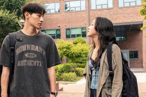 'Đôi bạn học yêu' kể câu chuyện thanh xuân, ai nhìn vào cũng thấy yêu đời