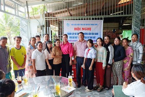 Thoại Sơn ra mắt câu lạc bộ 'Thủ lĩnh của sự thay đổi' tại thị trấn Óc Eo