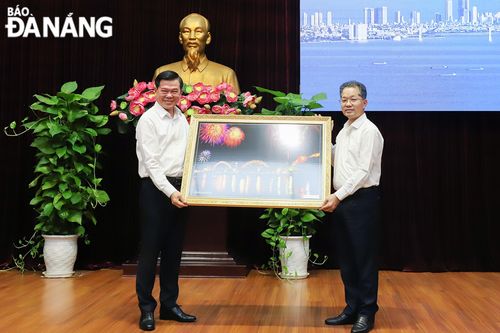 Đà Nẵng và Đồng Nai chia sẻ kinh nghiệm trên các lĩnh vực