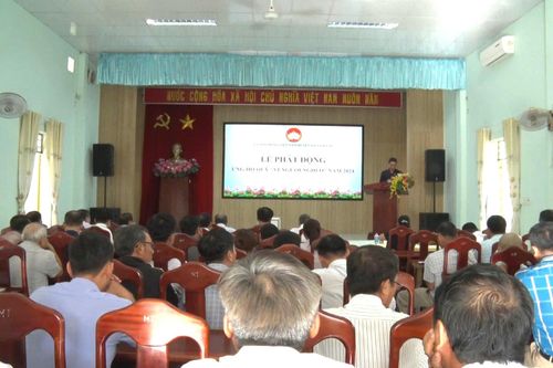 UBMTTQ Việt Nam huyện Diên Khánh phát động ủng hộ Quỹ 'Vì người nghèo' năm 2024